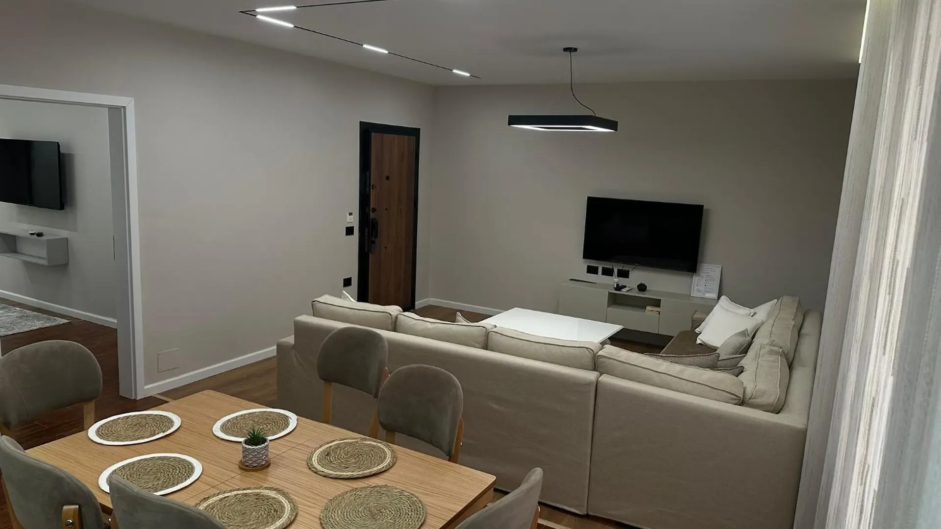 Reve Apartments Tirana